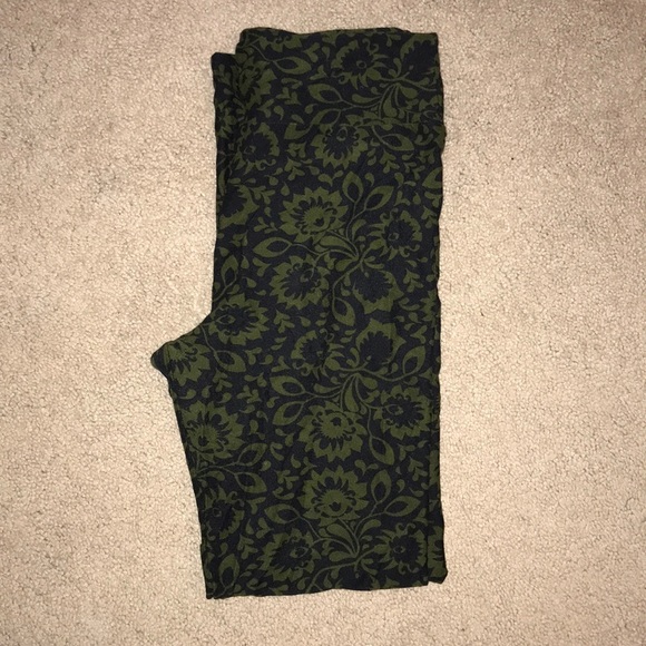 LuLaRoe One Size Leggings - Picture 1 of 4